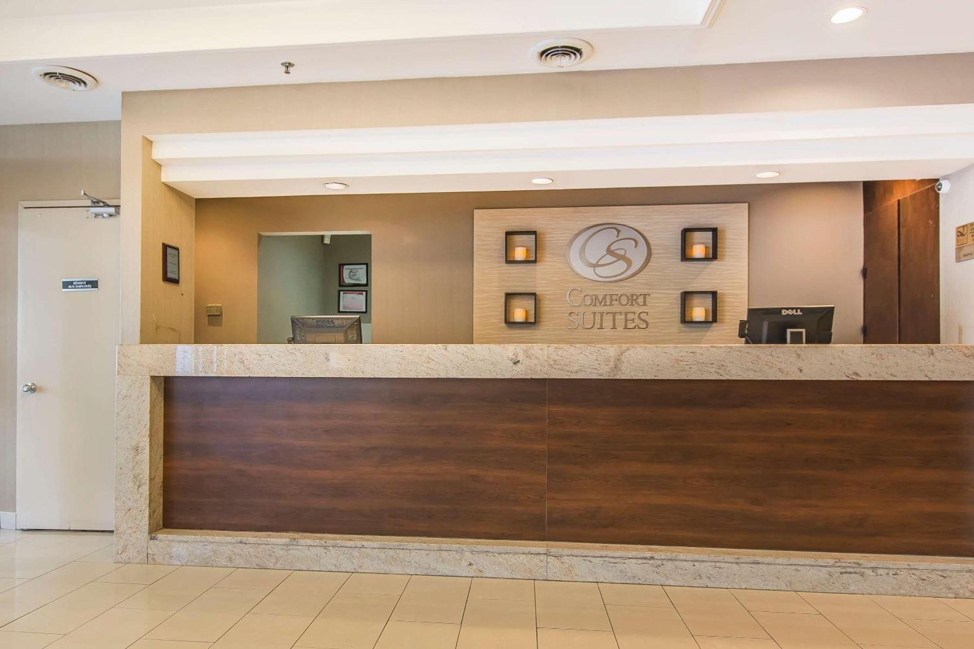 Comfort Suites Downtown Montreal Exterior foto